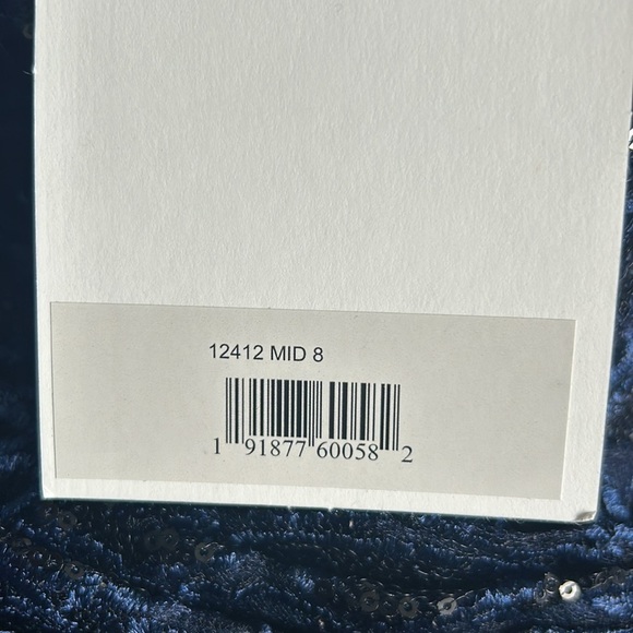 Mac Duggal 12412 NWT LONG SLEEVE RUCHED SEQUINED V-NECK GOWN - Picture 9 of 12